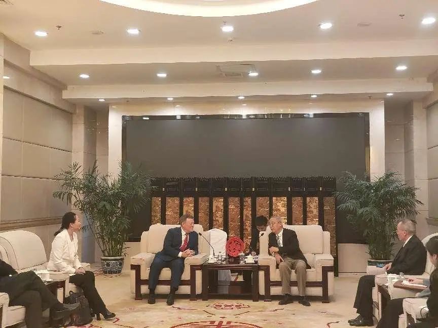 中国国际交流协会副会长艾平在京会见爱德友人-1.jpeg